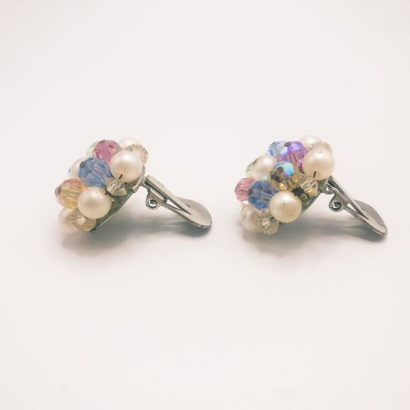 Vintage Round Cluster Earrings Faux Pearl Faceted Beads Pink Blue Fruit Salad - Picture 2 of 6